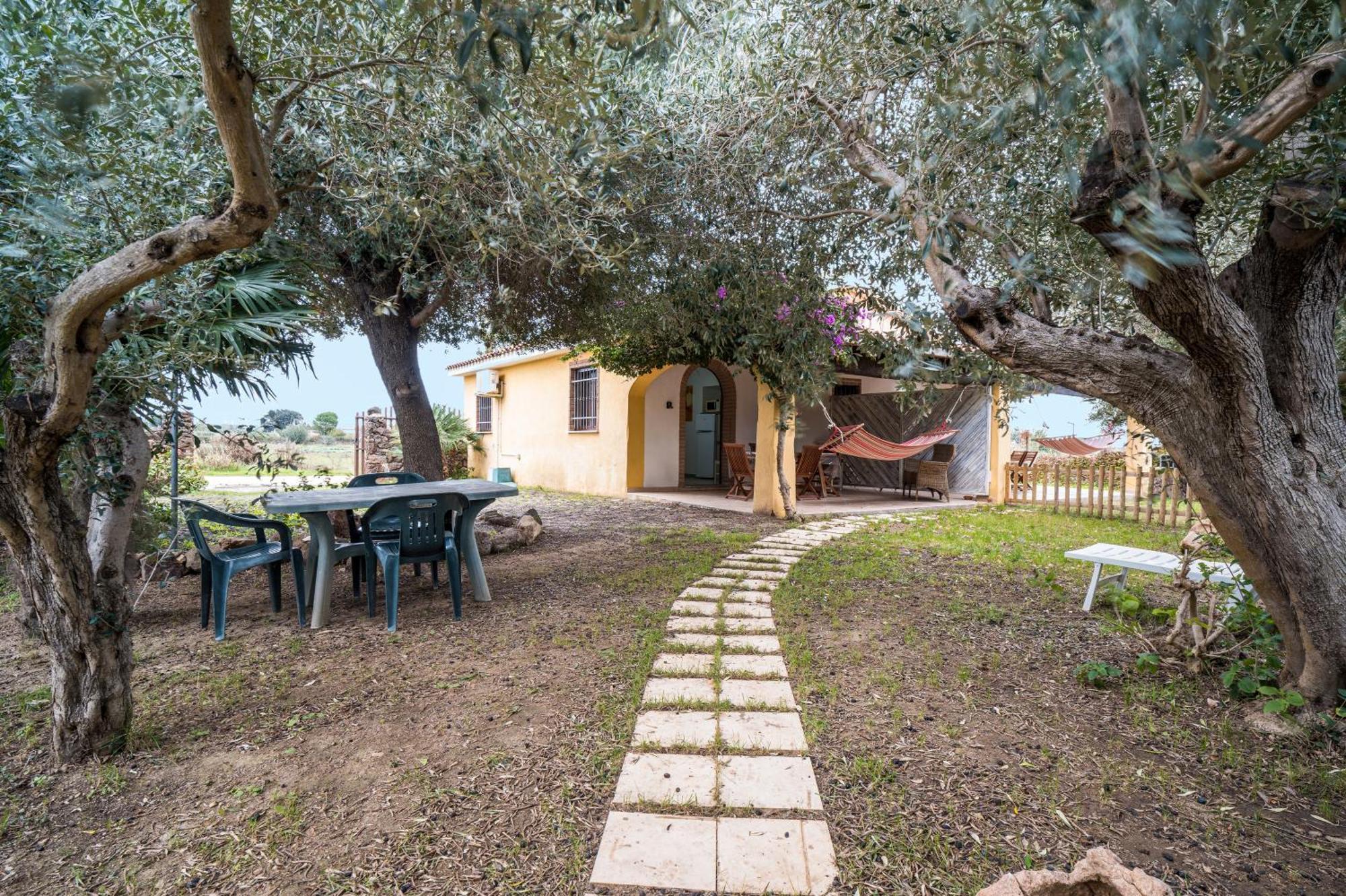 הוילה אורוסיי Casa Su Barone 1 מראה חיצוני תמונה